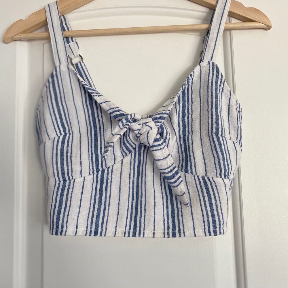 Front tie Crop top
